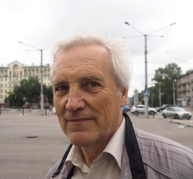 Владимир Пилипенко на площади Маяковского. Фотограф Илья Пилипенко
